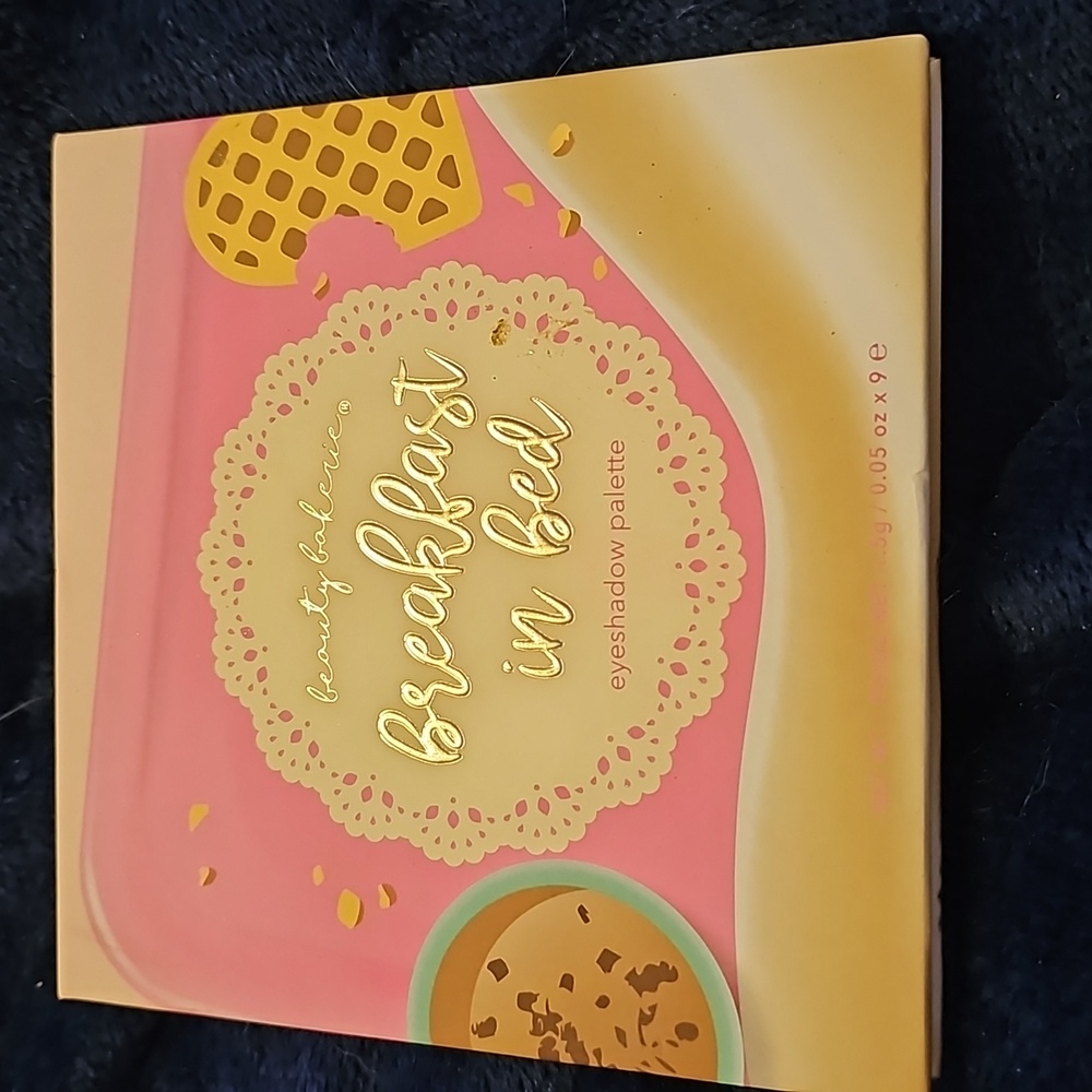 Beauty Bakerie Breakfast in Bed Eye Shadow Palette